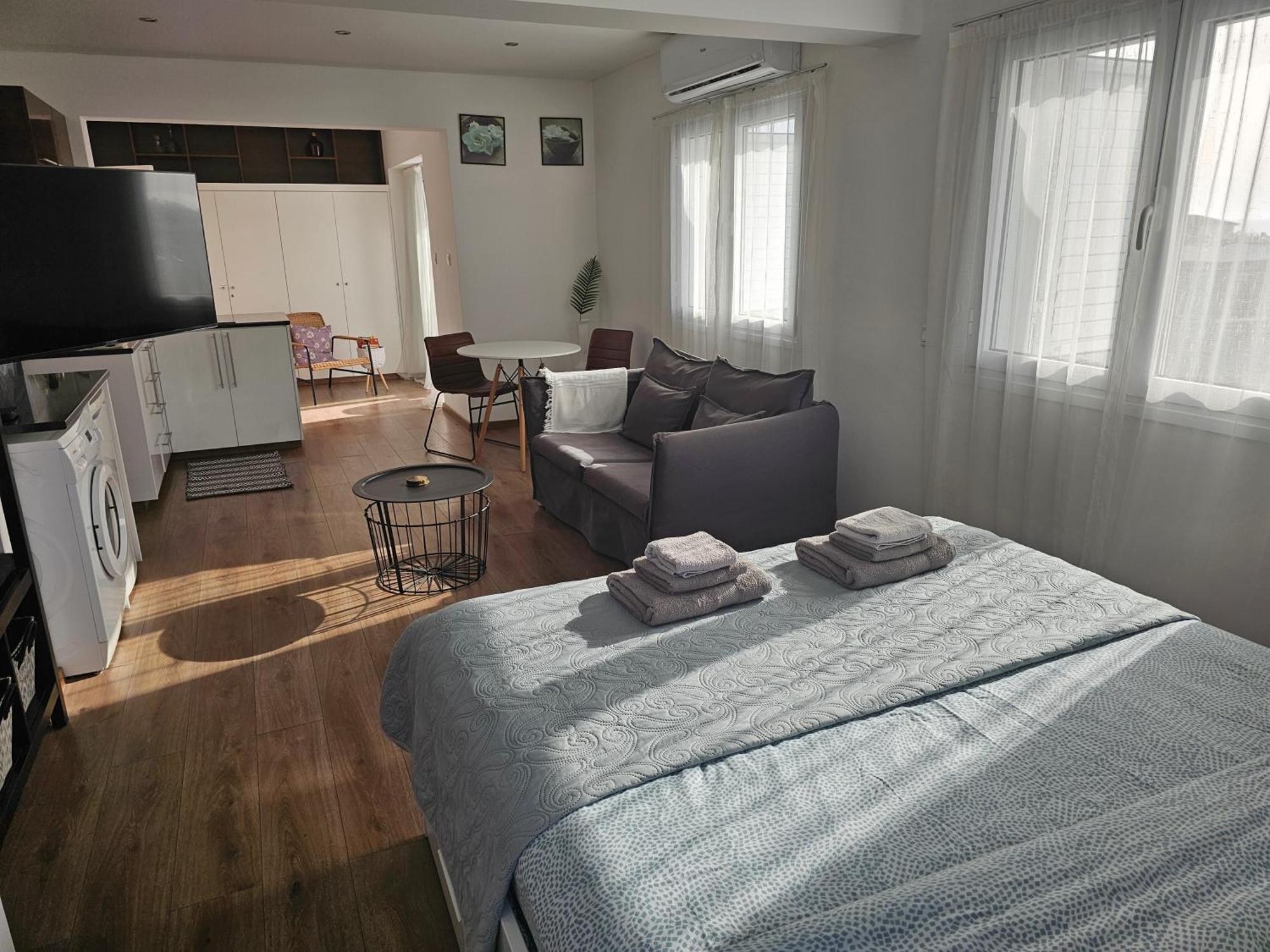 City Center Apartments Paphos Ngoại thất bức ảnh