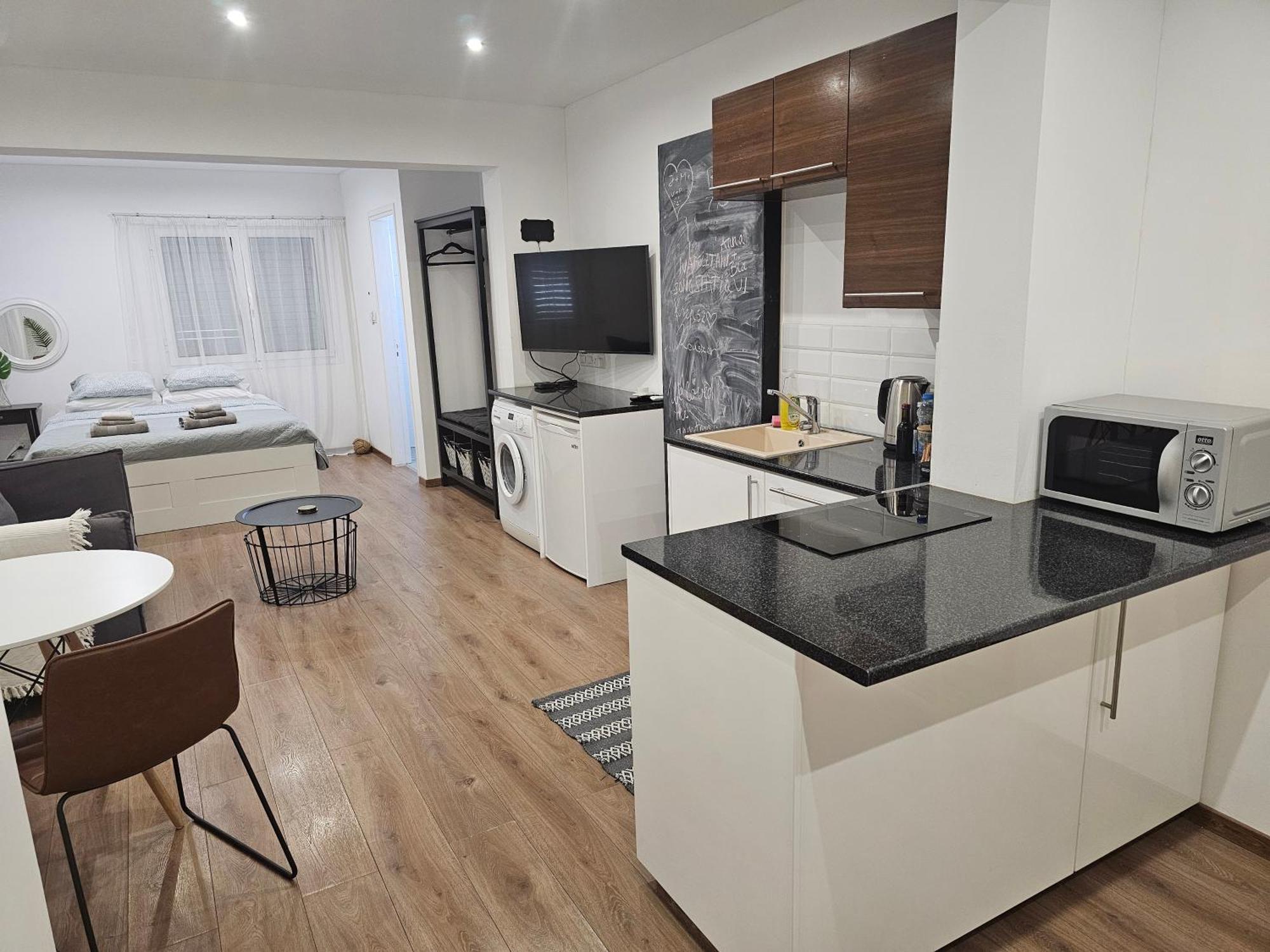 City Center Apartments Paphos Ngoại thất bức ảnh