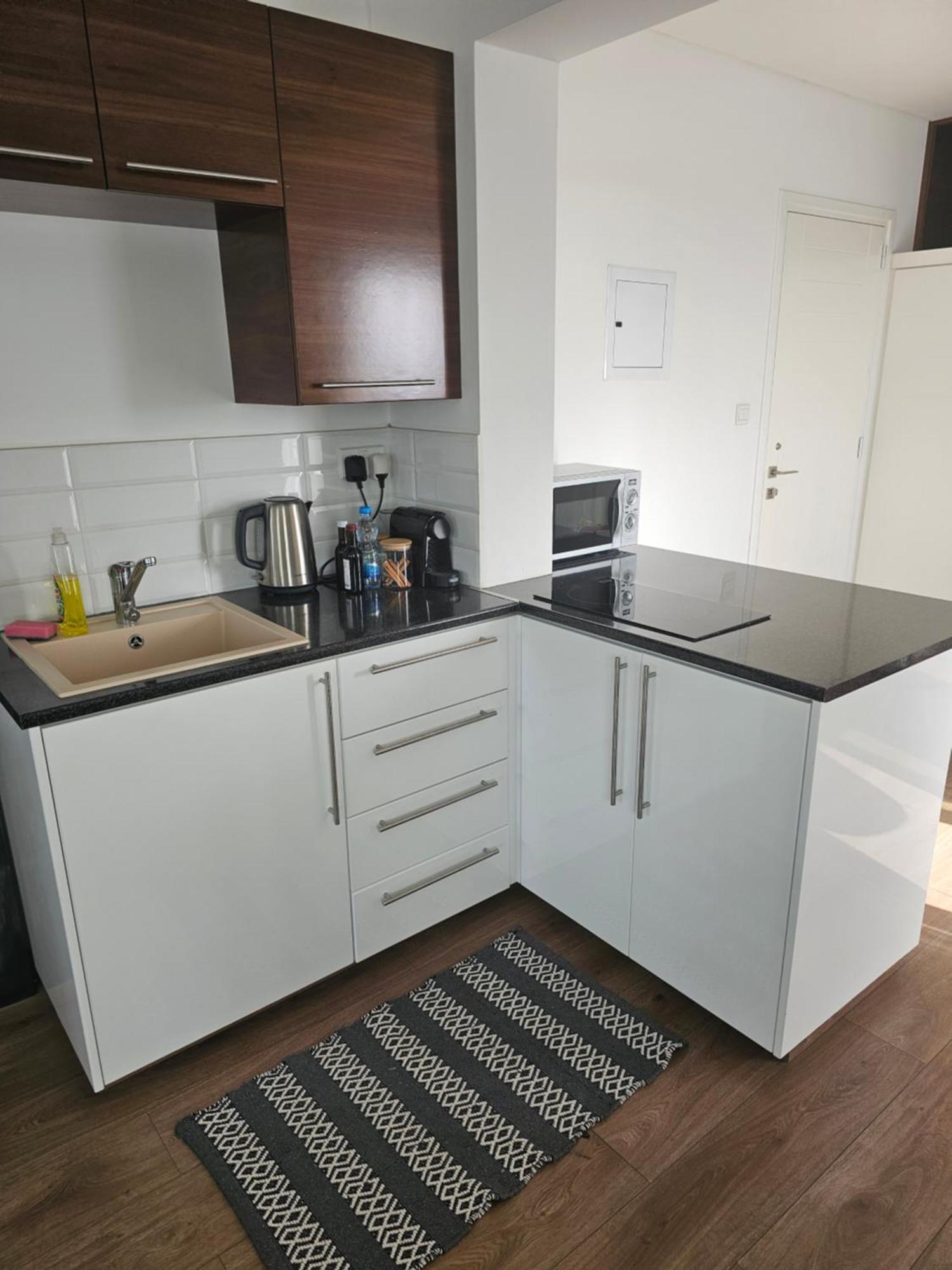 City Center Apartments Paphos Ngoại thất bức ảnh