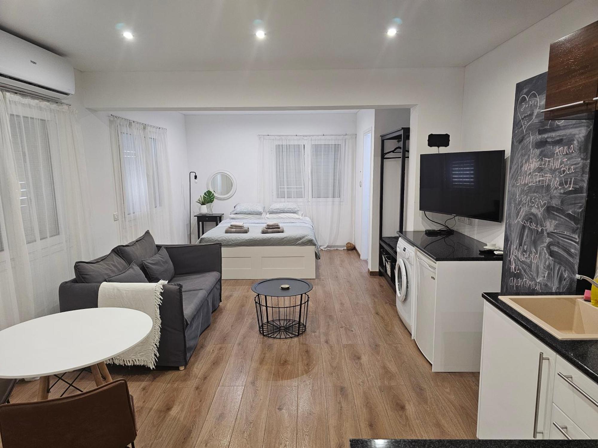 City Center Apartments Paphos Ngoại thất bức ảnh