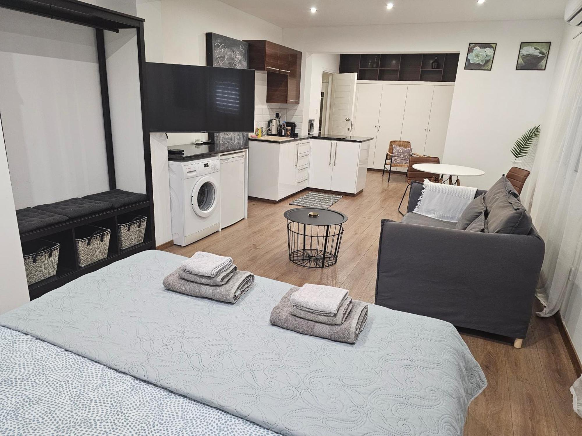 City Center Apartments Paphos Ngoại thất bức ảnh